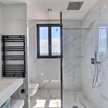 Luxury * Ajaccio (Corsica)